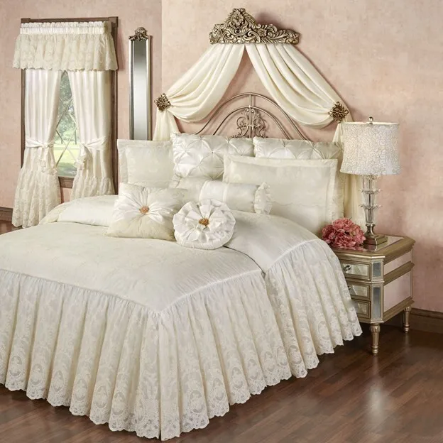  Cameo Lace Bedspread in Pearl, Shabby Chic bedroom.